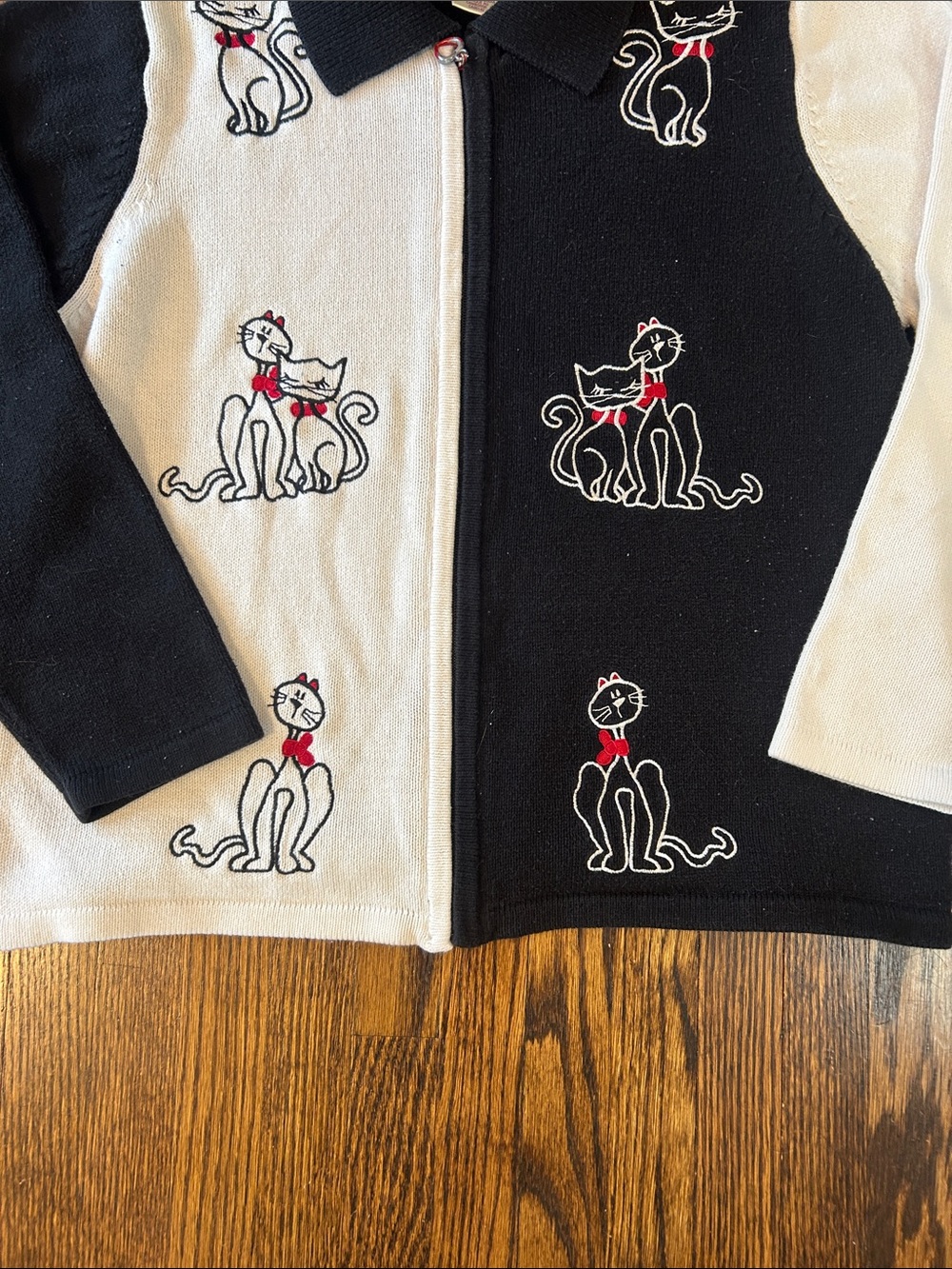 Vintage Y2K Knit Zip Up Cat Sweater - Picture 5 of 9